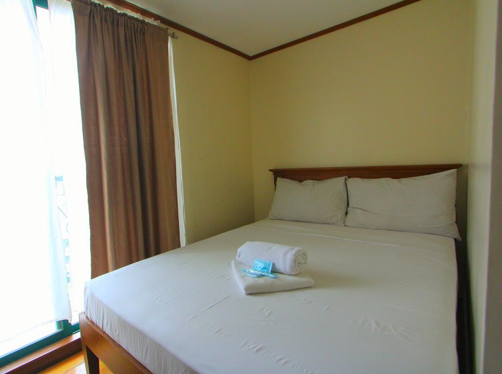 Isabelle Royale Makati Hotel San Pedro Makati Værelse billede