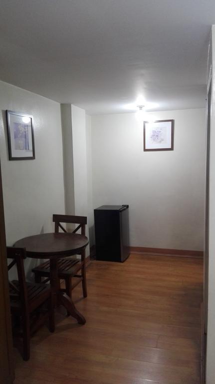 Isabelle Royale Makati Hotel San Pedro Makati Eksteriør billede